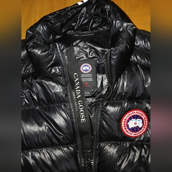 Canada Goose Shiny Black Puffer Vest - Picture 2 of 5